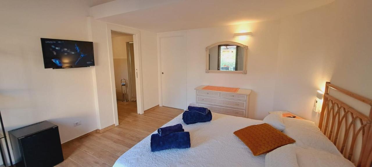 San Teodoro Rooms Exterior photo